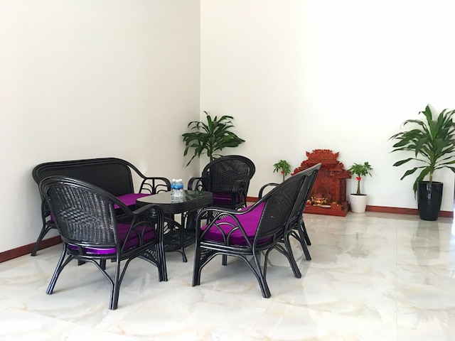 リリー ホリデイ ホテル