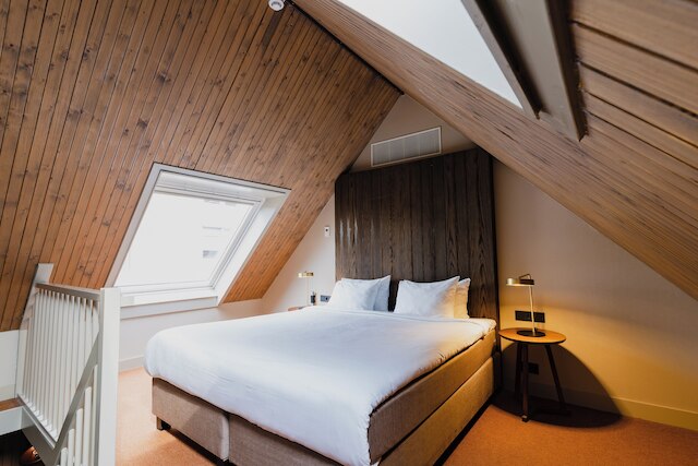 ホテル ファン デ フェイサル