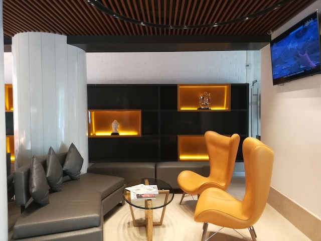 ファウンテン ツリー バイ TGI