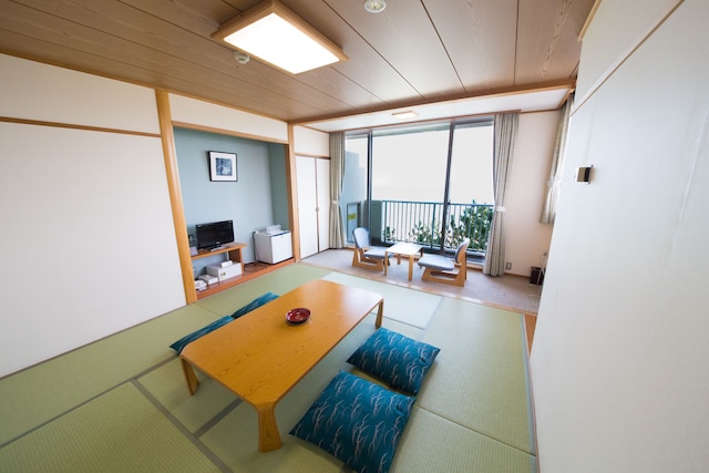 国民宿舎千畳苑