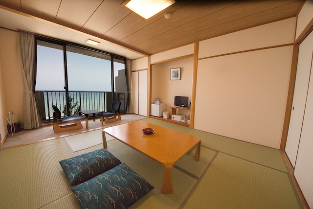 国民宿舎千畳苑