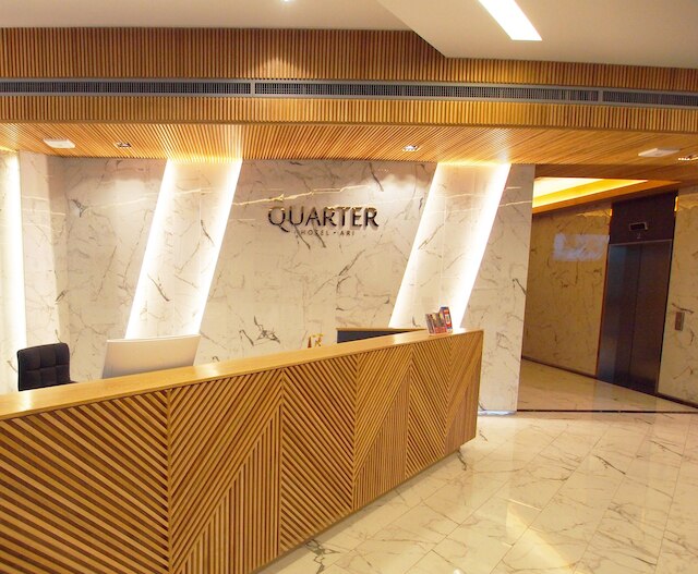 ザ クォーター アリ バイ UHG