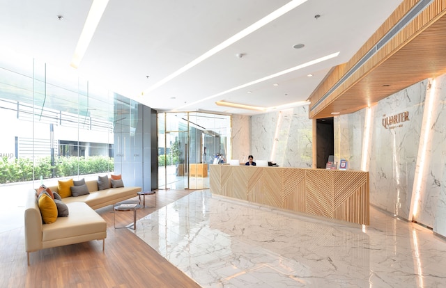 ザ クォーター アリ バイ UHG