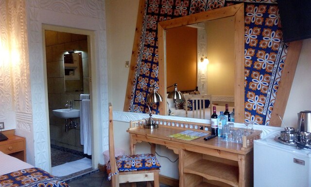 パークランズ シェード ホテル