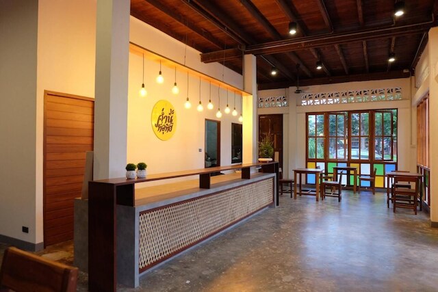 コメネーティー ウタイ