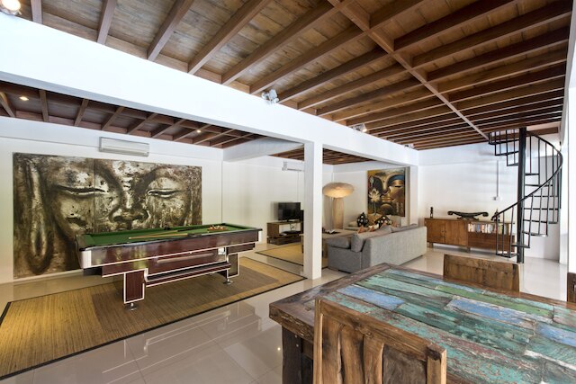 ヴィラ グランジェ