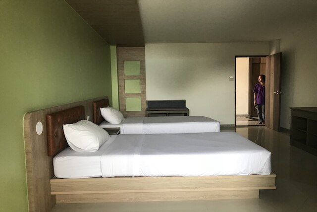 ロッブリー レジデンス ホテル