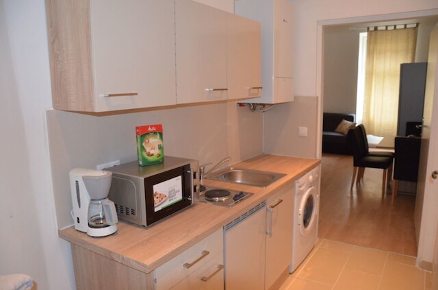 エラ アパートメンツ アム プラーター