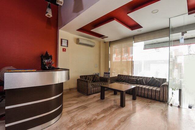 OYO 8265 ザ オリーブ イン