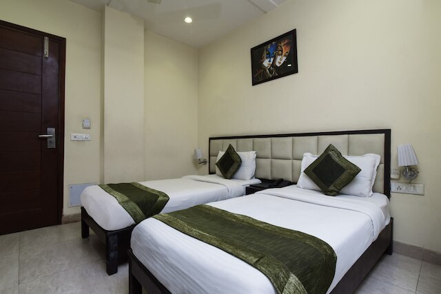 OYO 8265 ザ オリーブ イン