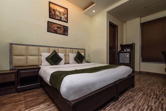 OYO 8265 ザ オリーブ イン