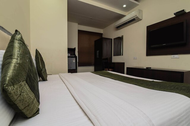 OYO 8265 ザ オリーブ イン