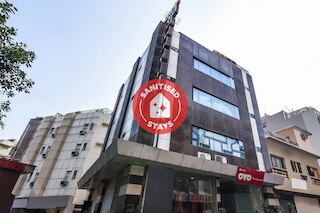 OYO 8265 ザ オリーブ イン