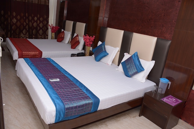 シッダールタ ツーリスト ロッジ