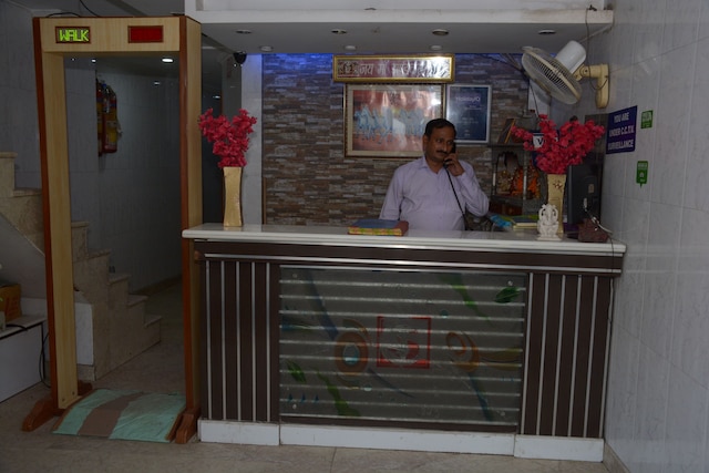 シッダールタ ツーリスト ロッジ