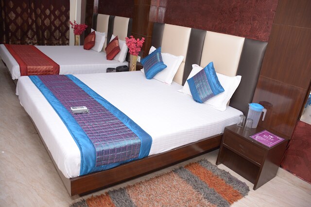 シッダールタ ツーリスト ロッジ