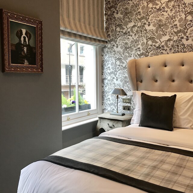 ザ グラフトン アームズ パブ & ルームズ