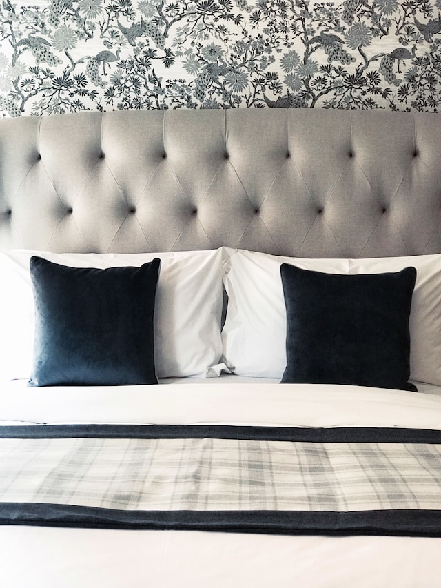 ザ グラフトン アームズ パブ & ルームズ