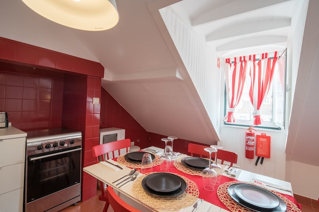 リスボン フレグランシズ アラキス フラワーズ