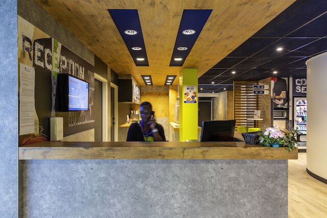 イビス バジェット パリ クリシー メリー