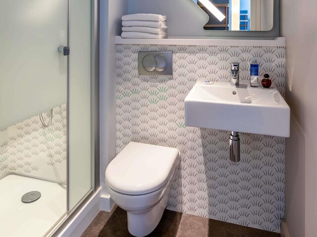 イビス バジェット パリ クリシー メリー