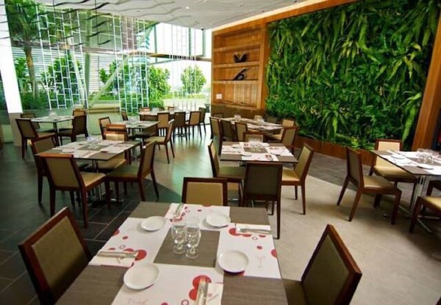 ヴィノス アジア スイス ガーデン