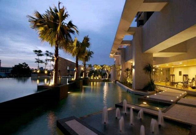 ヴィノス アジア スイス ガーデン