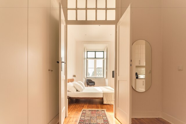 ザ ヴィジオネール アパートメンツ