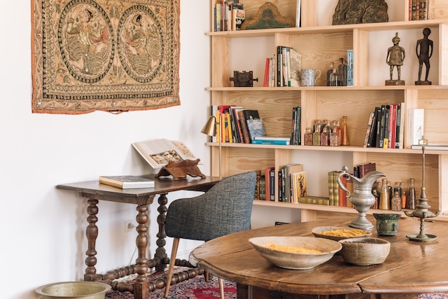 ザ ヴィジオネール アパートメンツ