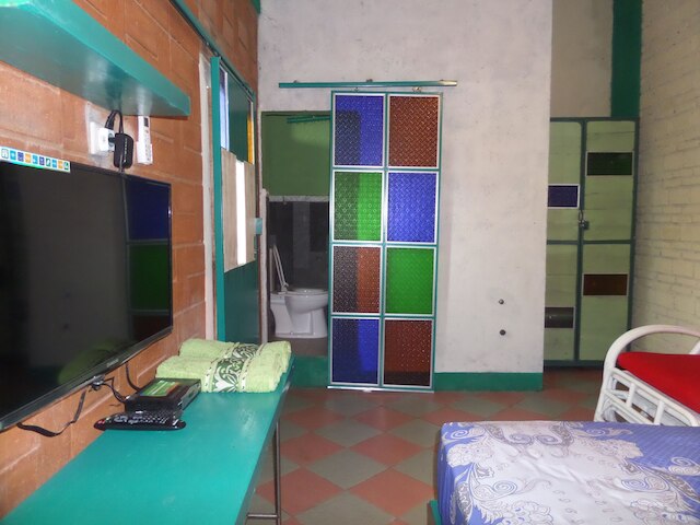 オマ ンデリク ジョグジャ