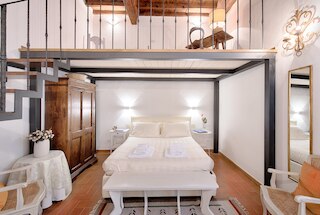 コルテ アル ドゥオーモ バイ Mmega