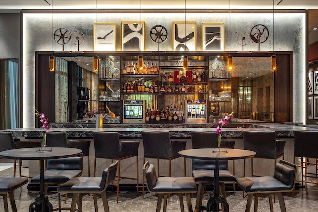 ザ ロー ホテル アット アセンブリー ロウ オートグラフ コレクション