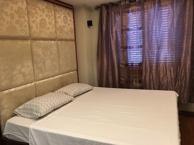 ジェス & ウォレンズ プレイス