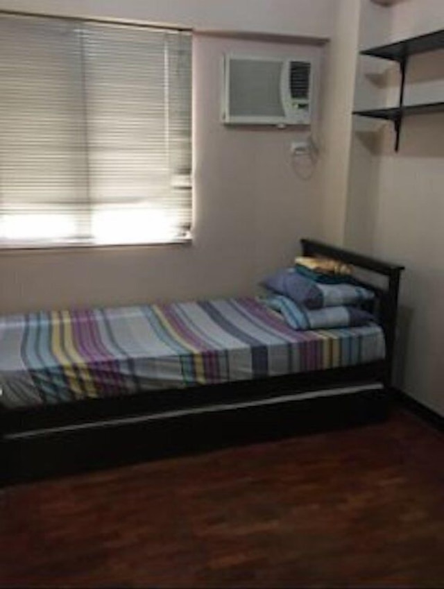 ジェス & ウォレンズ プレイス