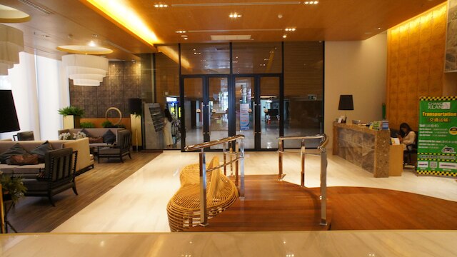 ザ アストラ ラグジュアリー スート コンド