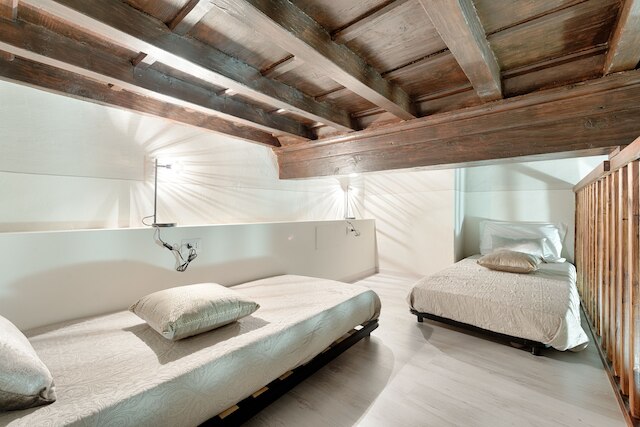 サンタ クローチェ カテドラル バイ Mmega