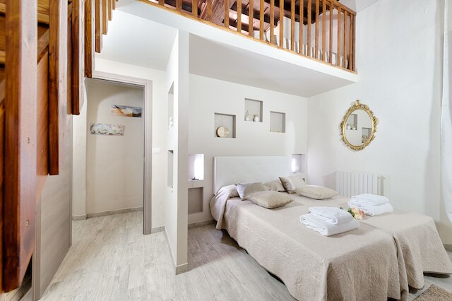 サンタ クローチェ カテドラル バイ Mmega