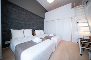 モノトーン難波