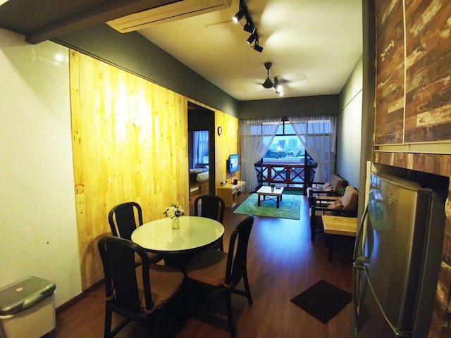 アーバン インダストリアル シティ ビュー