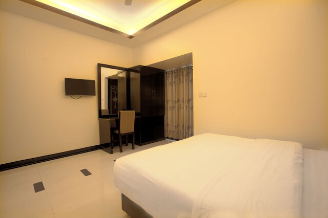 ホテル エラフ インターナショナル