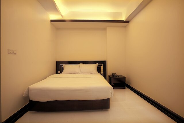 ホテル エラフ インターナショナル