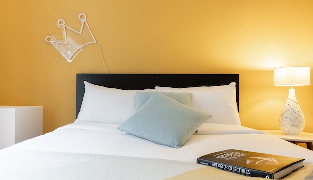 ザ サウスウィック サンクチュアリー - 大きい & モダンなホーム、ベッドルーム 6 室、プライベート テラスあり