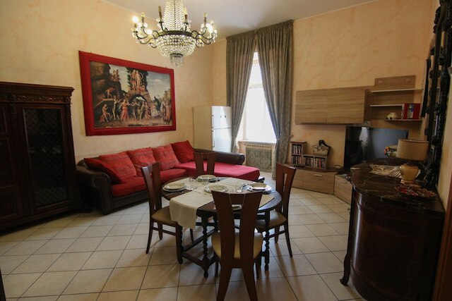 アントニカ ホーム