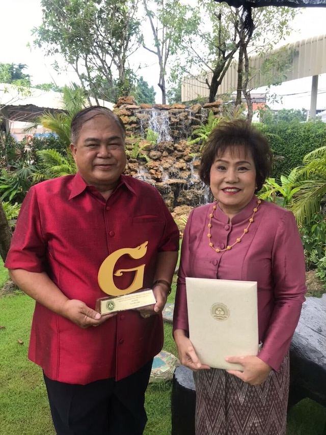 P パラダイス ホテル