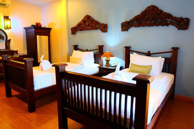 P パラダイス ホテル