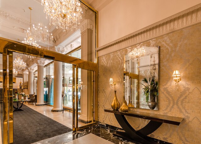 ホテル バークス モントリオール