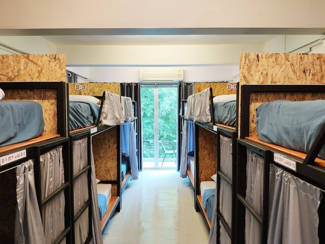 ナインティ 9 ホステル