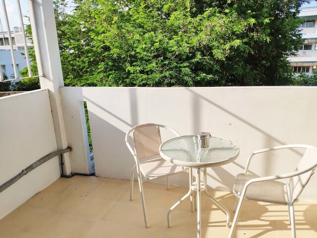 ナインティ 9 ホステル