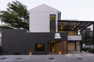 ブチタ ニンマン