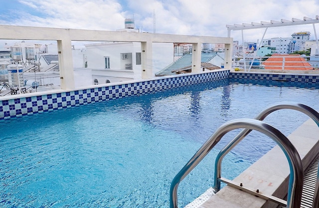 アナナス ファミリー ホテル